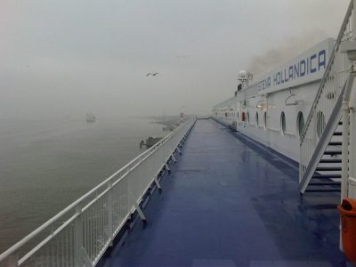 Stena Hollandica in de mist